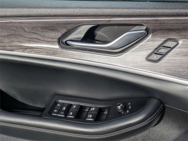 Certified 2023 Jeep Grand Cherokee L Limited w/ Trailer Tow Group (B) image 13