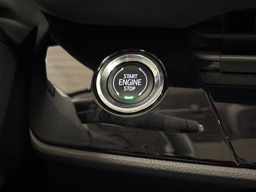 New 2025 Buick Envision Sport Touring AWD/4WD image 38