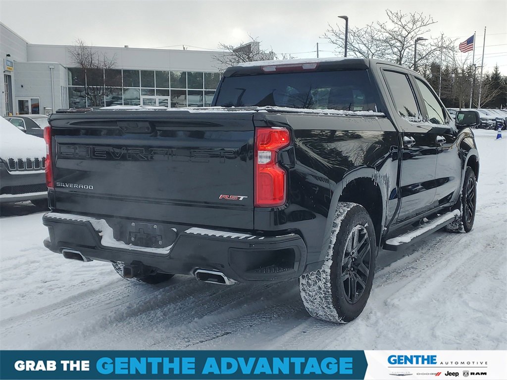 Used 2024 Chevrolet Silverado 1500 RST w/ Z71 Off-Road Package image 4