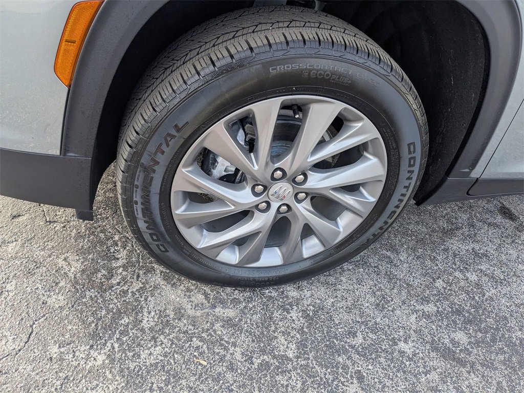 Certified 2025 Buick Enclave Preferred w/ Power Package image 10