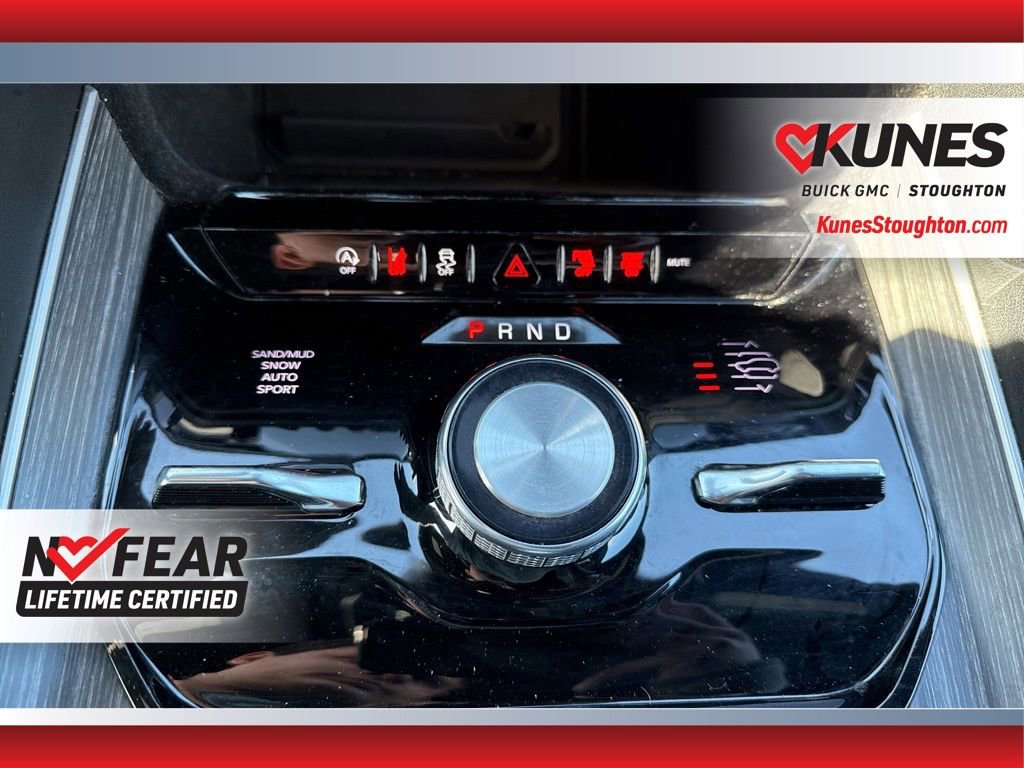 Used 2024 Jeep Wagoneer Series III AWD/4WD image 22