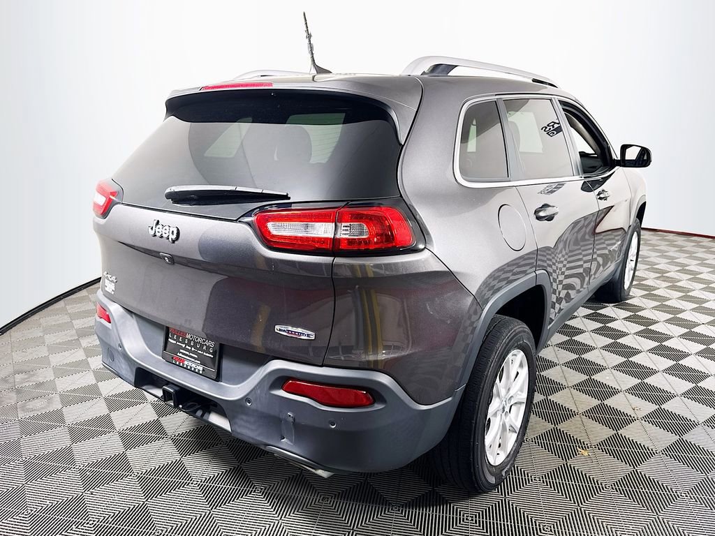 Used 2018 Jeep Cherokee Latitude Plus w/ Comfort/Convenience Group AWD/4WD image 7