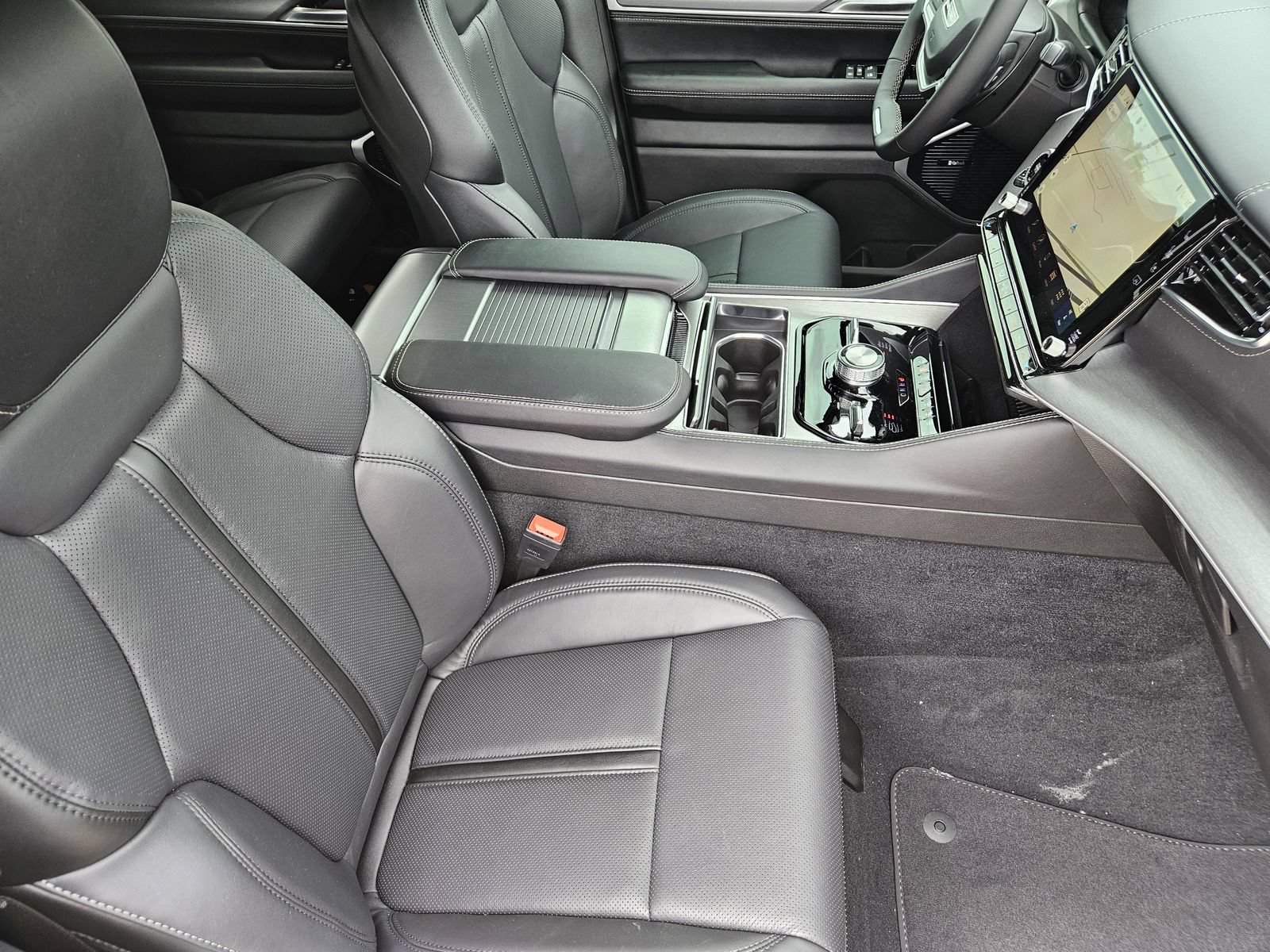 New 2026 Jeep Grand Wagoneer Limited AWD/4WD image 15