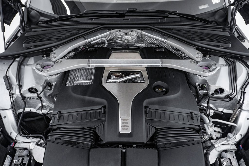 Used 2025 Aston Martin DBX 707 image 32