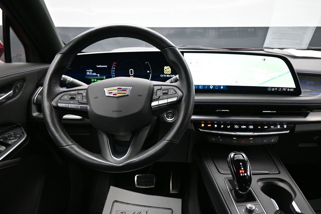 Used 2025 Cadillac XT4 Sport FWD image 14