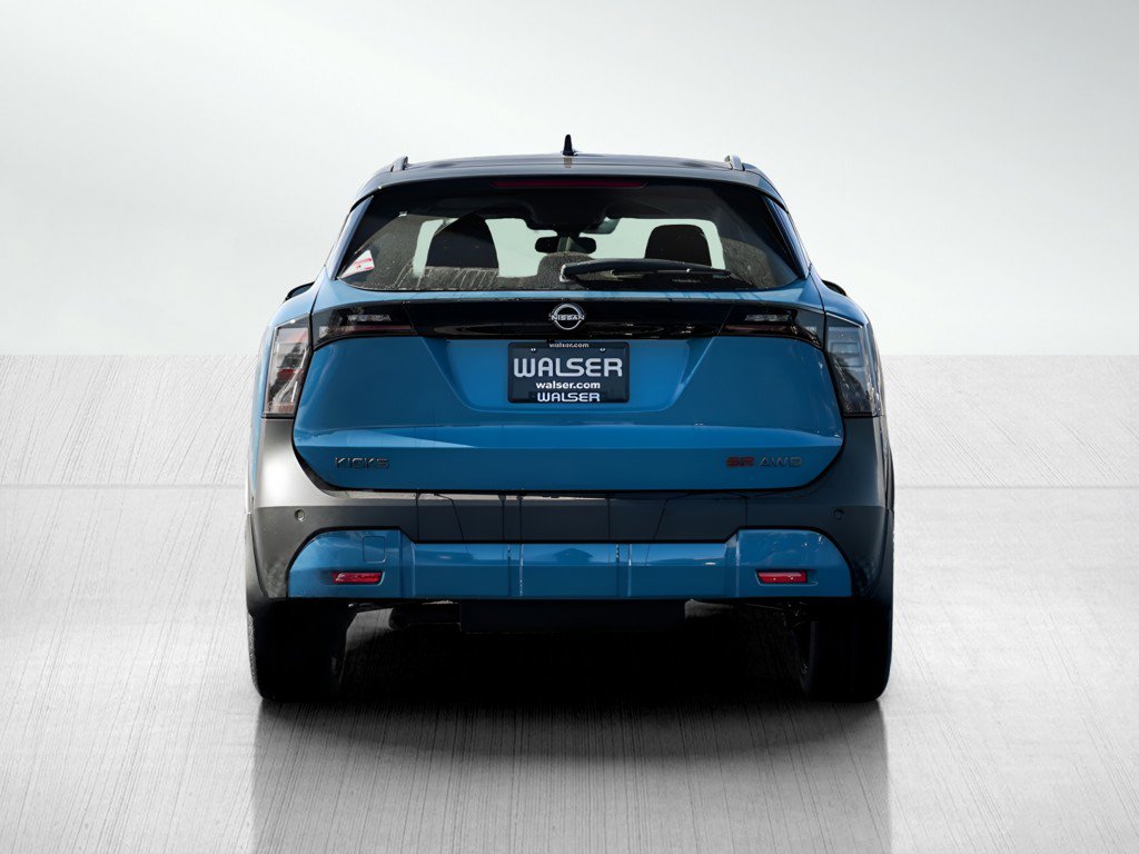 New 2026 Nissan Kicks SR w/ SR Premium Package AWD/4WD image 5
