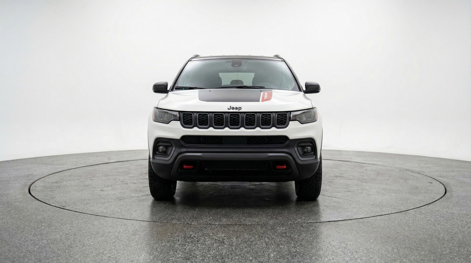 Used 2025 Jeep Compass Trailhawk AWD/4WD image 2