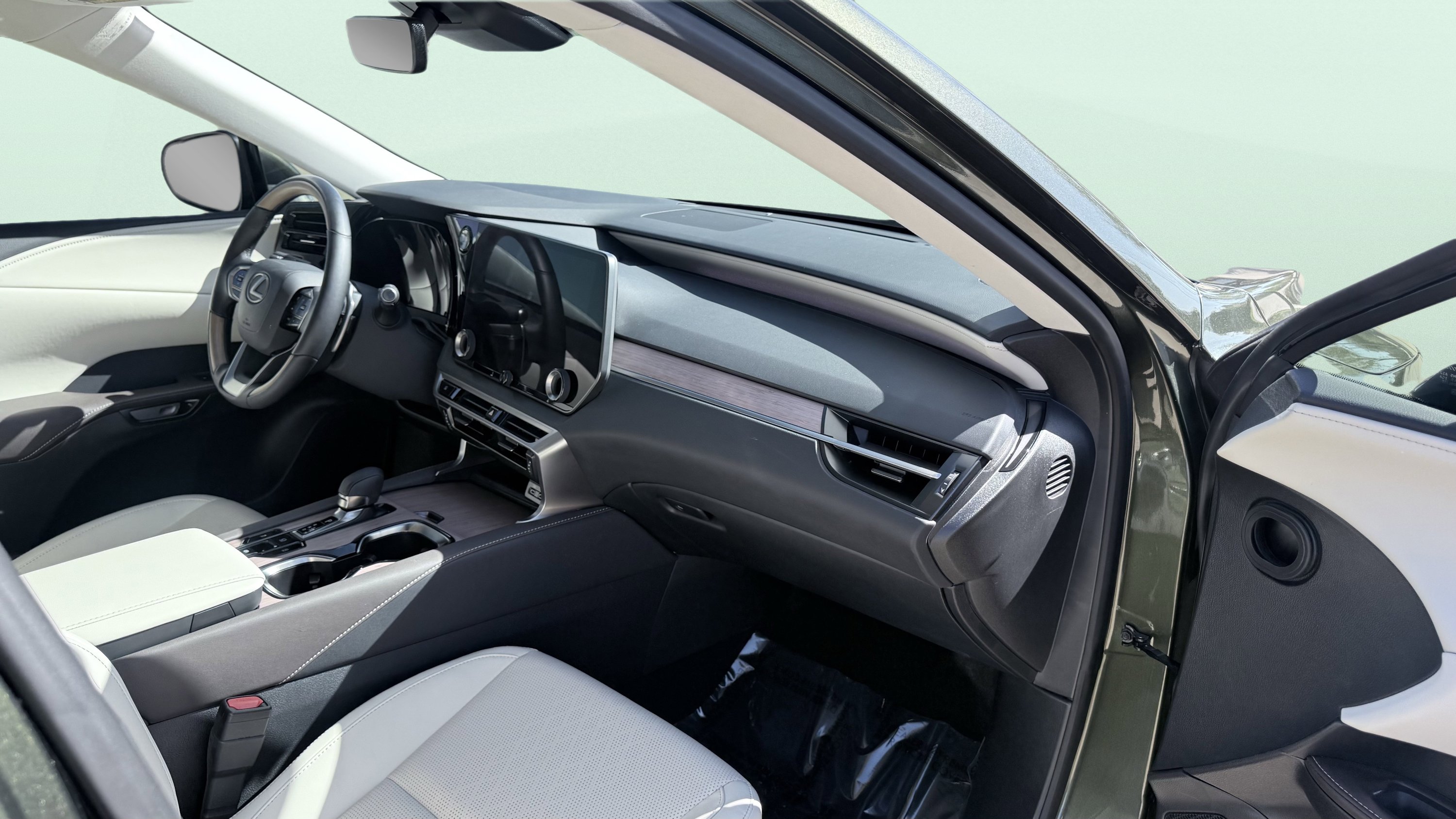 Used 2026 Lexus RX 350 Premium Plus w/ Accessory Package (Z1) FWD image 49