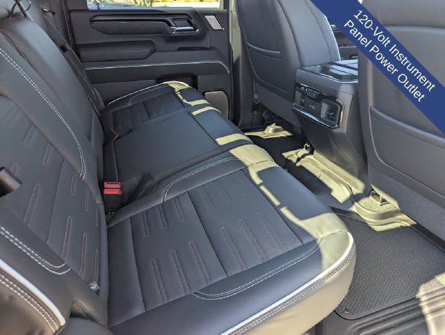 Used 2025 GMC Sierra 2500 AT4X AWD/4WD image 16