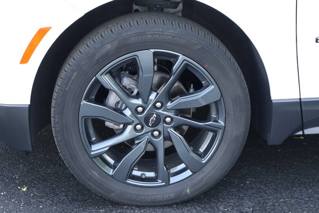Used 2023 Chevrolet Equinox RS w/ RS Leather Package AWD/4WD image 14