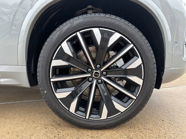 New 2026 Volvo XC90 B6 Plus image 9