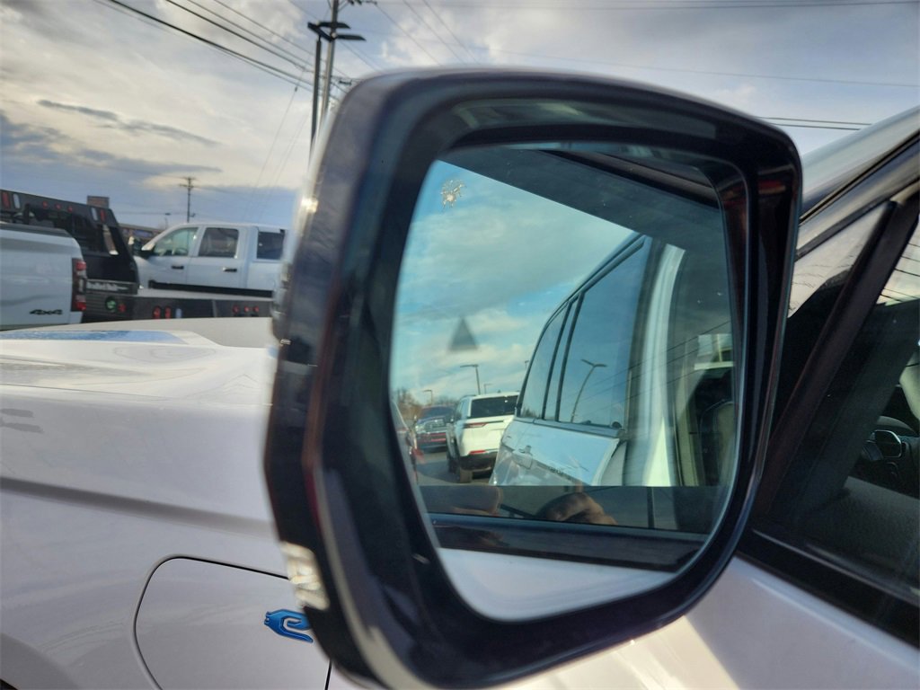 New 2024 Jeep Grand Cherokee Trailhawk image 12