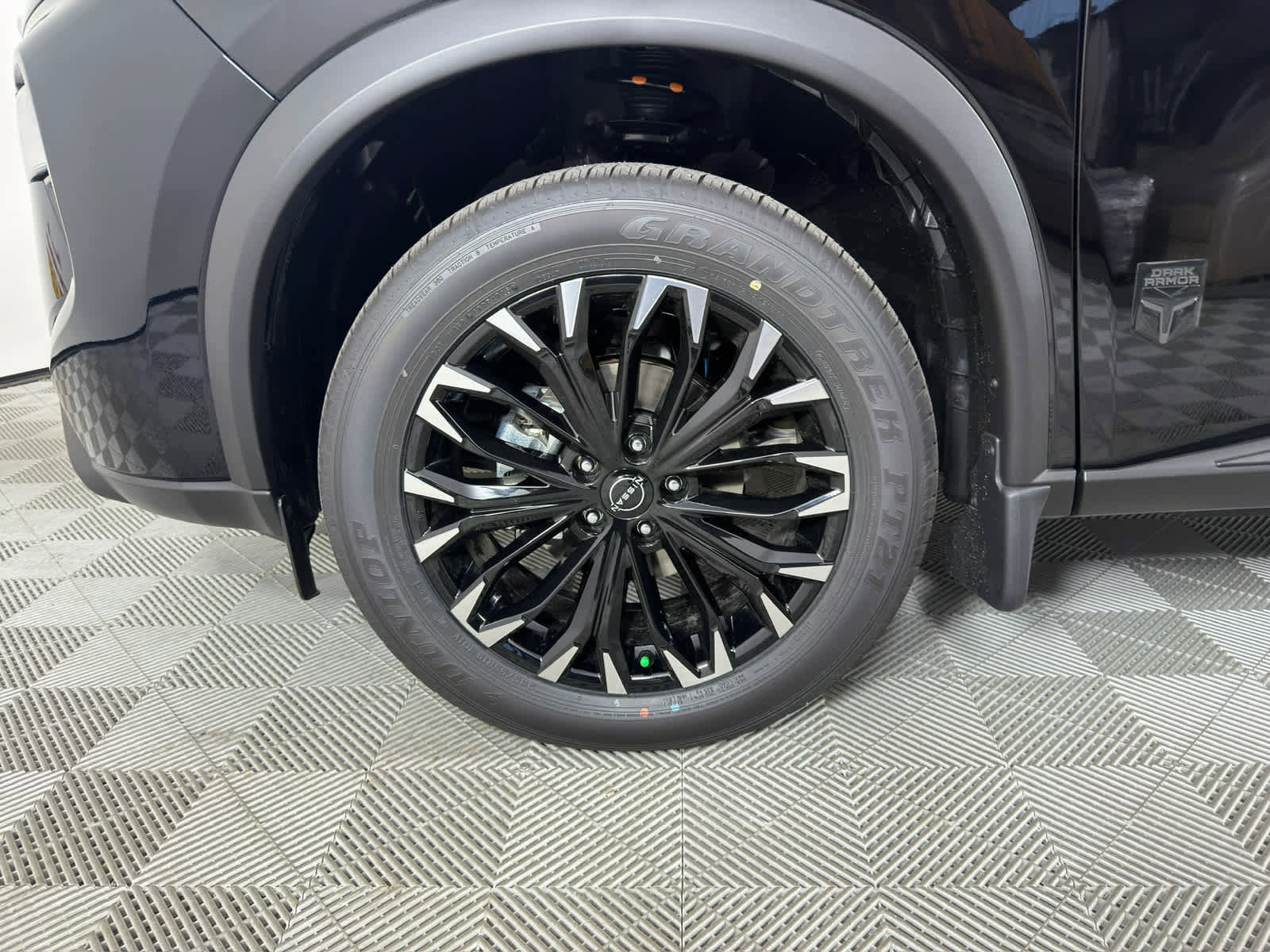 New 2026 Nissan Rogue Dark Armor image 10