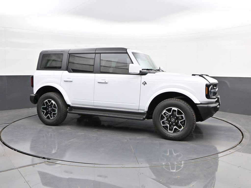 New 2025 Ford Bronco Outer Banks image 17