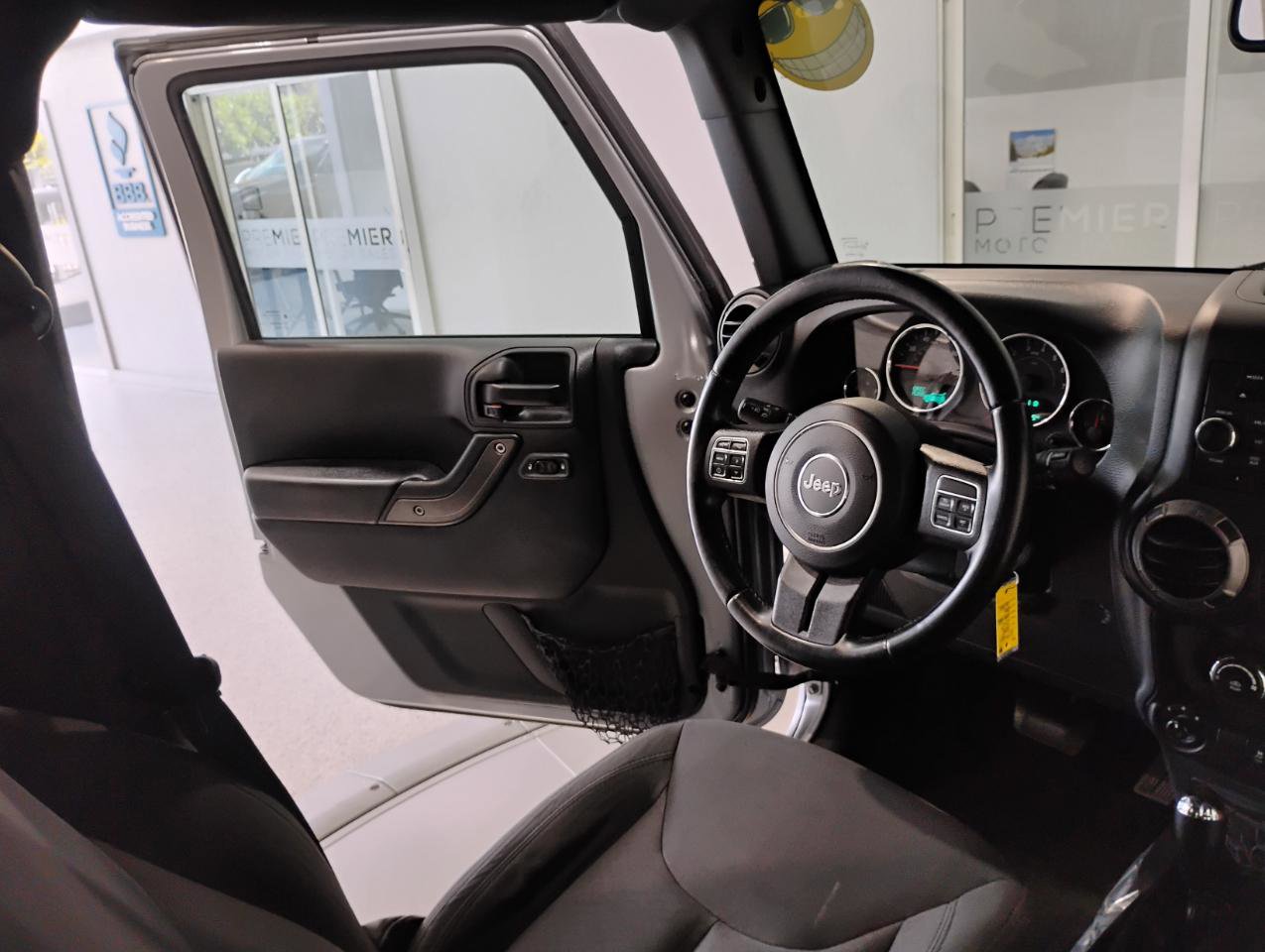 Used 2016 Jeep Wrangler Sport w/ Quick Order Package 24S AWD/4WD image 37