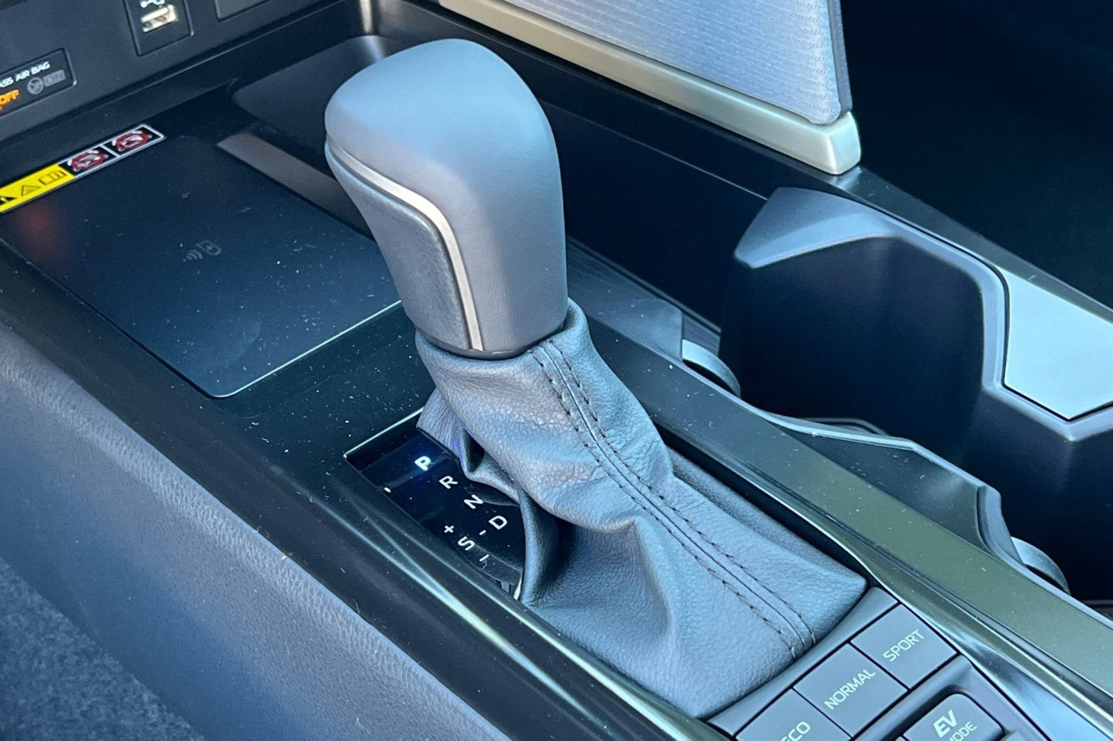 New 2026 Toyota Camry SE FWD image 22