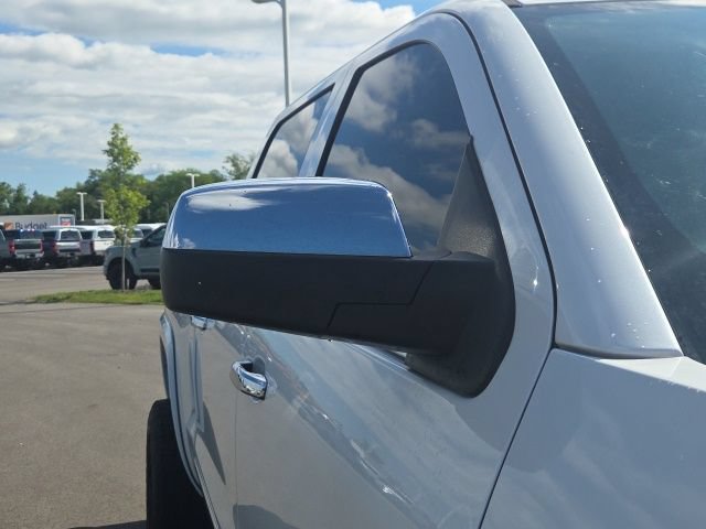 Used 2016 Chevrolet Silverado 1500 LTZ w/ LTZ Plus Package AWD/4WD image 6