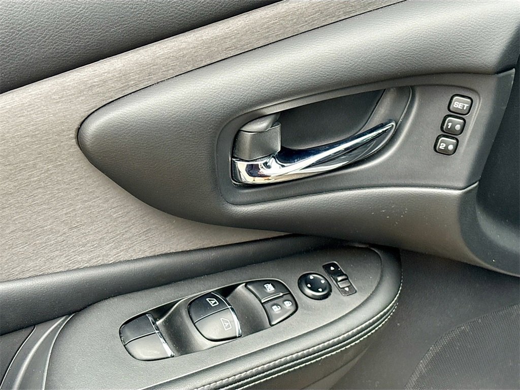 Used 2024 Nissan Murano SL w/ Cargo Package image 18