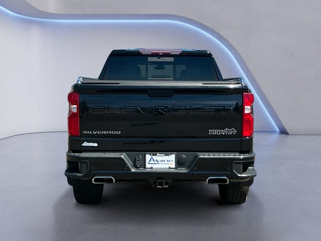 Used 2019 Chevrolet Silverado 1500 High Country w/ Technology Package AWD/4WD image 4