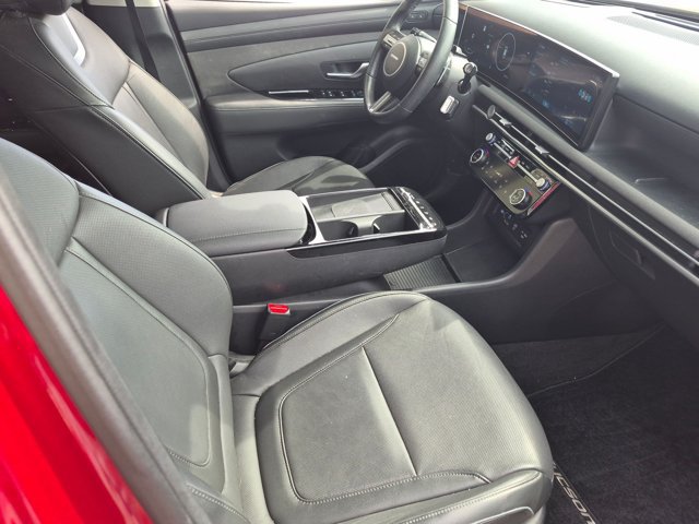 Used 2025 Hyundai Tucson Limited FWD image 20