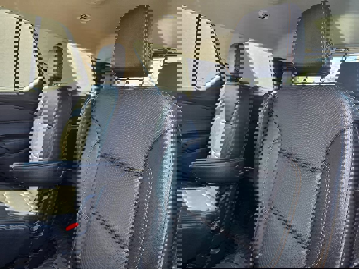 Used 2018 Chevrolet Traverse Premier image 19