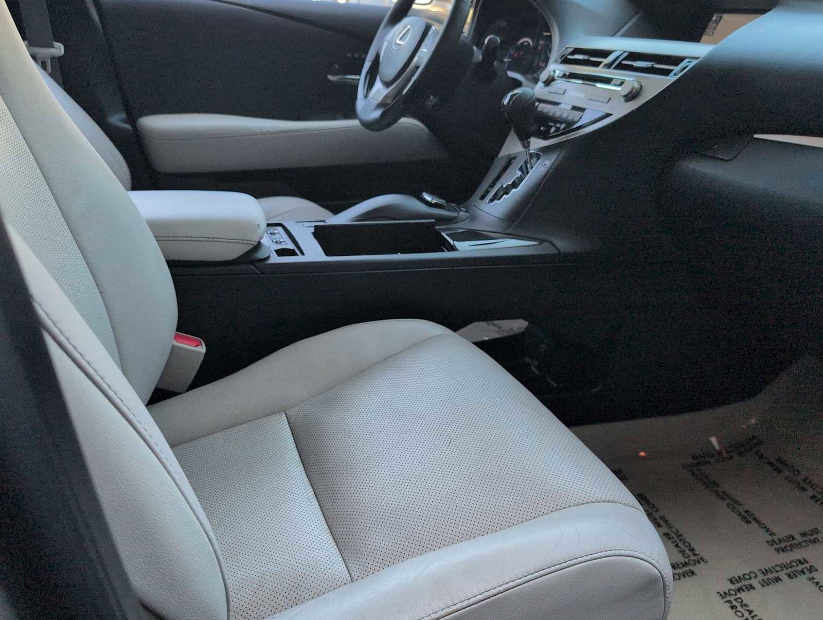 Used 2015 Lexus RX 450h AWD image 21