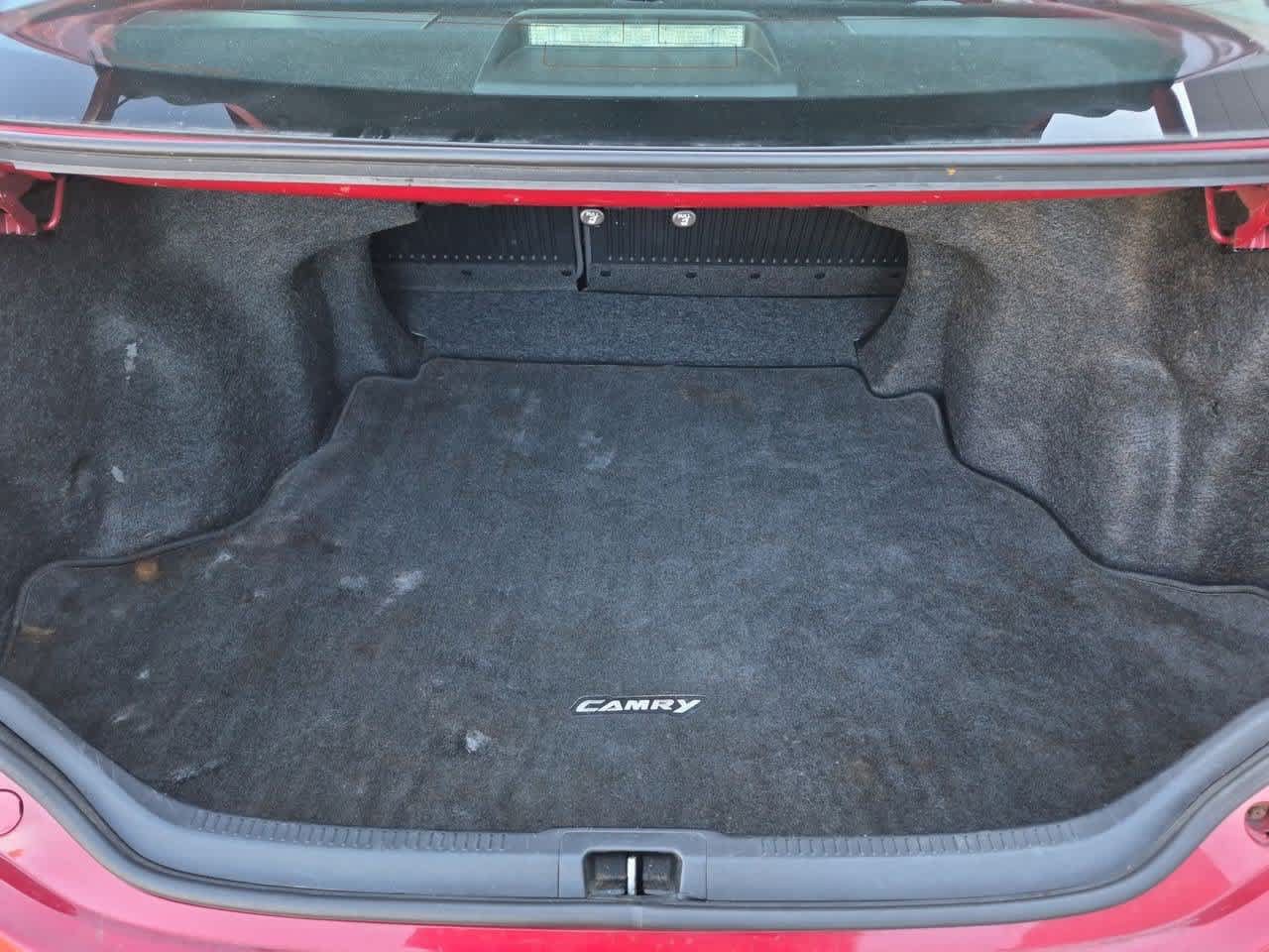 Used 2013 Toyota Camry SE FWD image 31