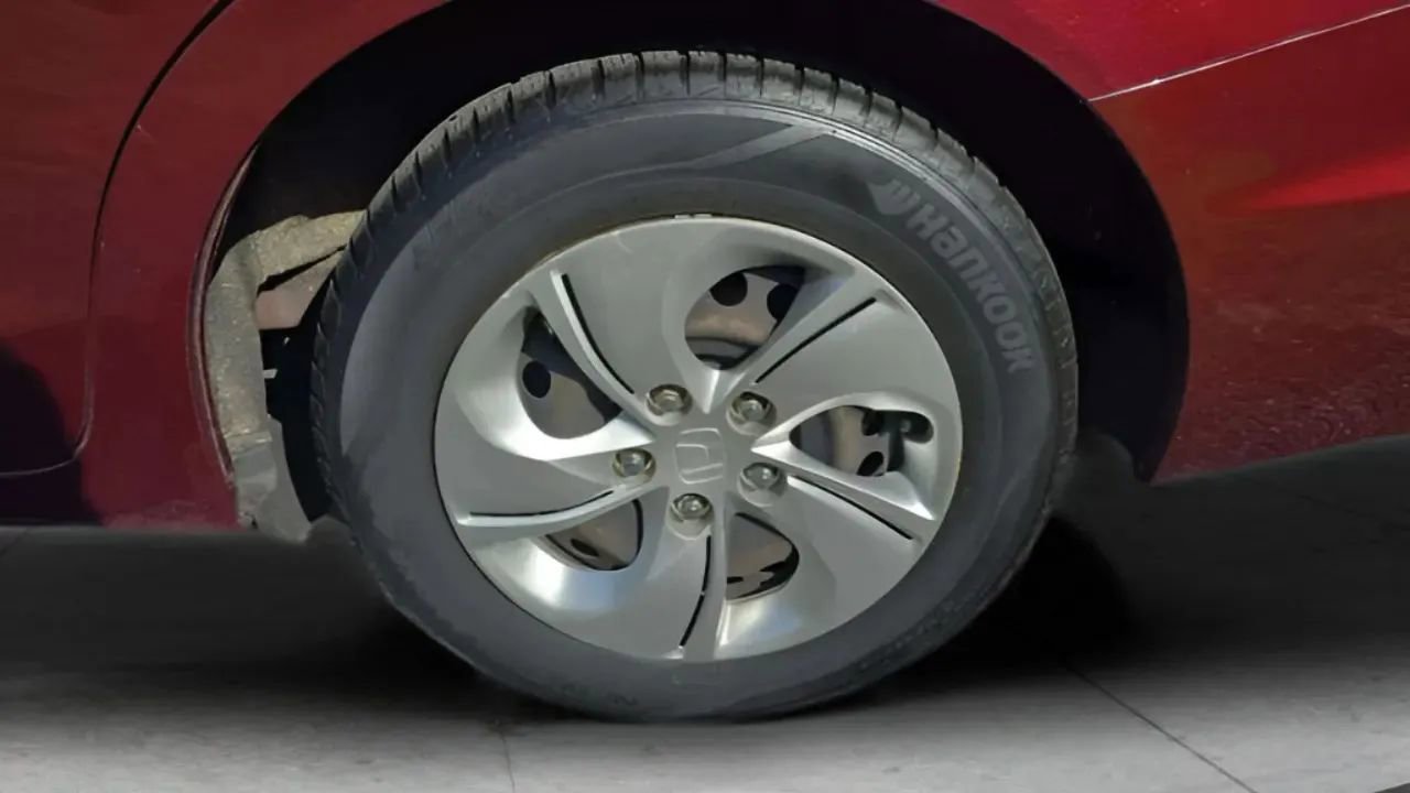 Used 2014 Honda Civic LX image 16