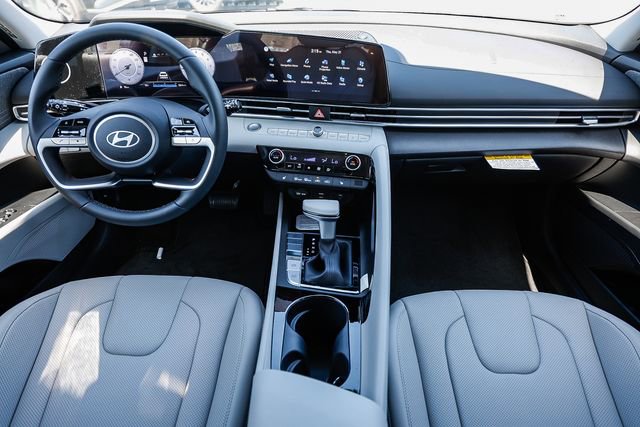 New 2026 Hyundai Elantra Limited FWD image 12