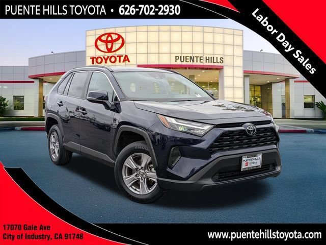 Certified 2025 Toyota RAV4 XLE FWD image 1