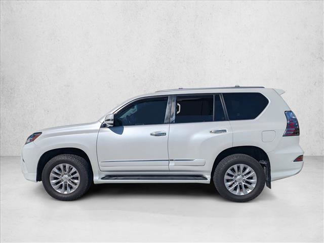 Used 2018 Lexus GX 460 Premium w/ Premium Package image 8