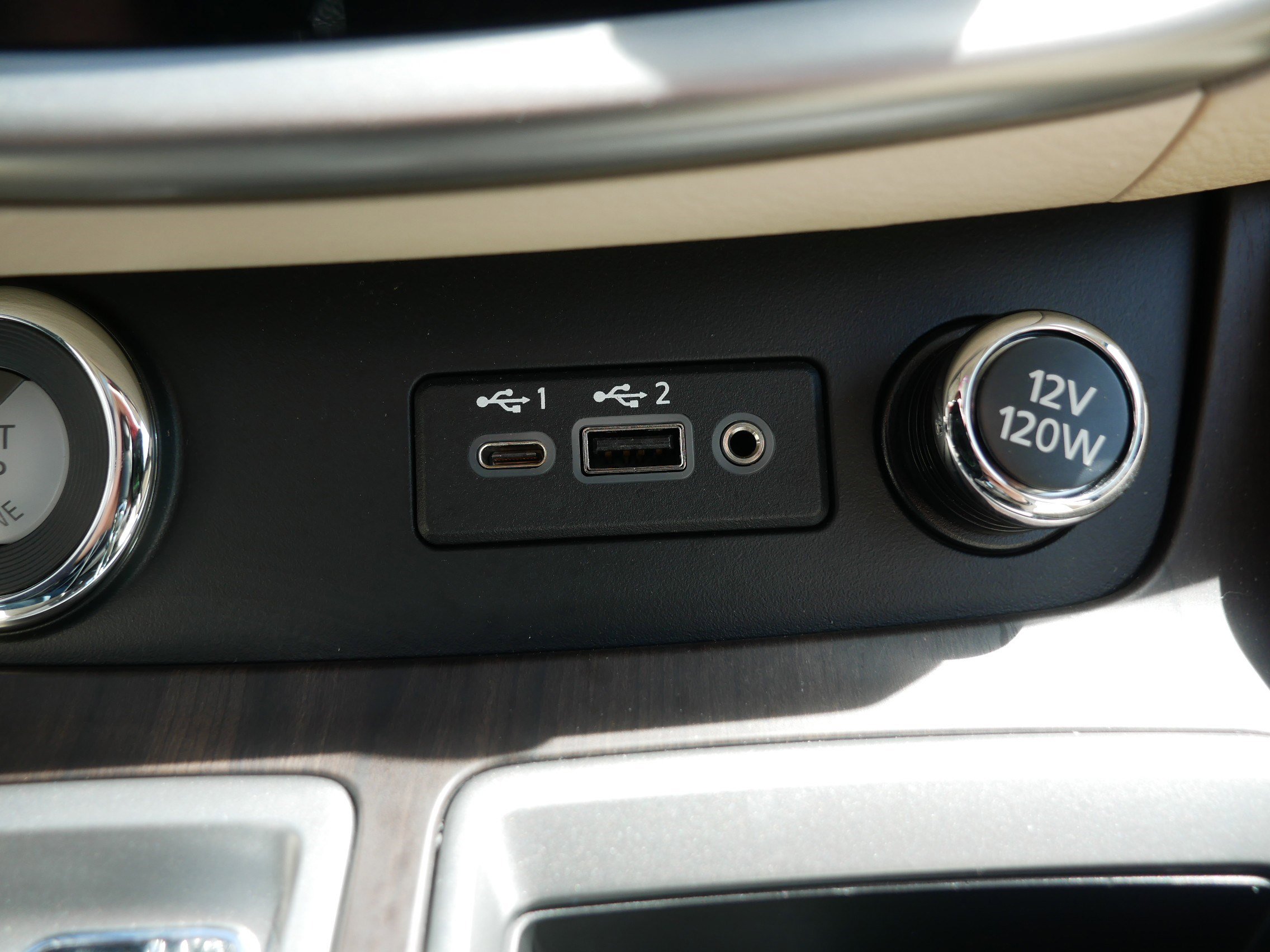 Used 2024 Nissan Murano Platinum w/ Cargo Package AWD/4WD image 33