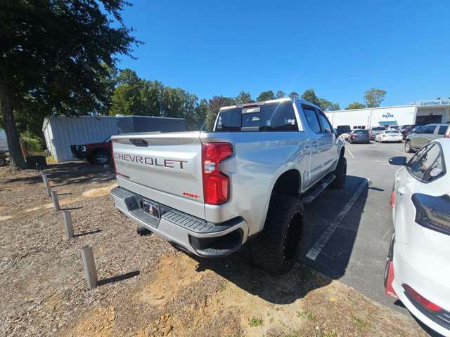 Used 2020 Chevrolet Silverado 1500 RST AWD/4WD image 3