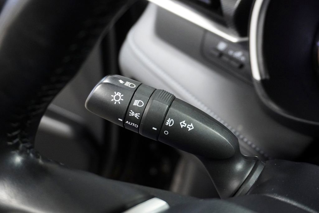 Used 2023 Toyota Highlander XSE image 27