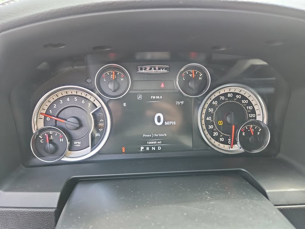 Used 2014 RAM 1500 Laramie w/ Convenience Group AWD/4WD image 16