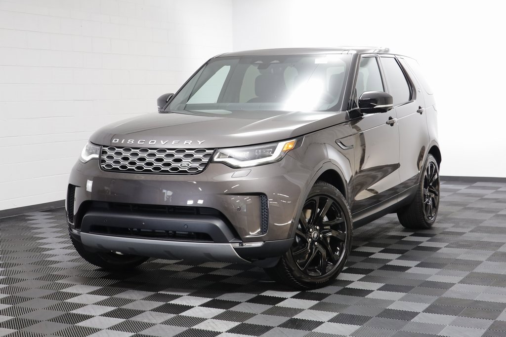 New 2025 Land Rover Discovery S