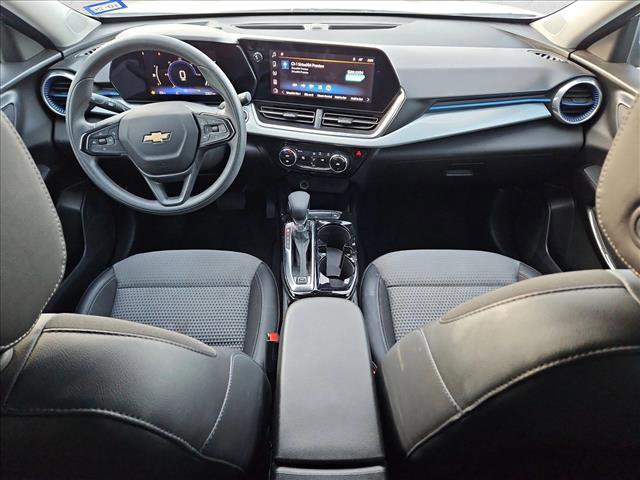 Used 2024 Chevrolet Trax LT image 18