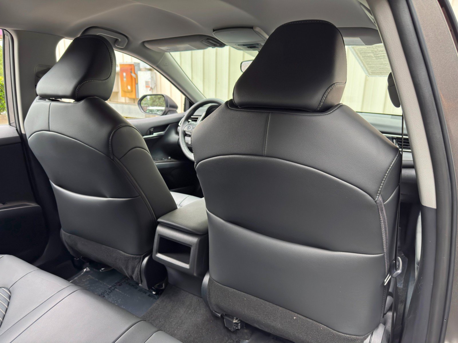 Used 2024 Toyota Camry SE FWD image 29