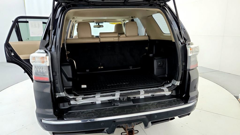 Used 2015 Toyota 4Runner Limited AWD/4WD image 19