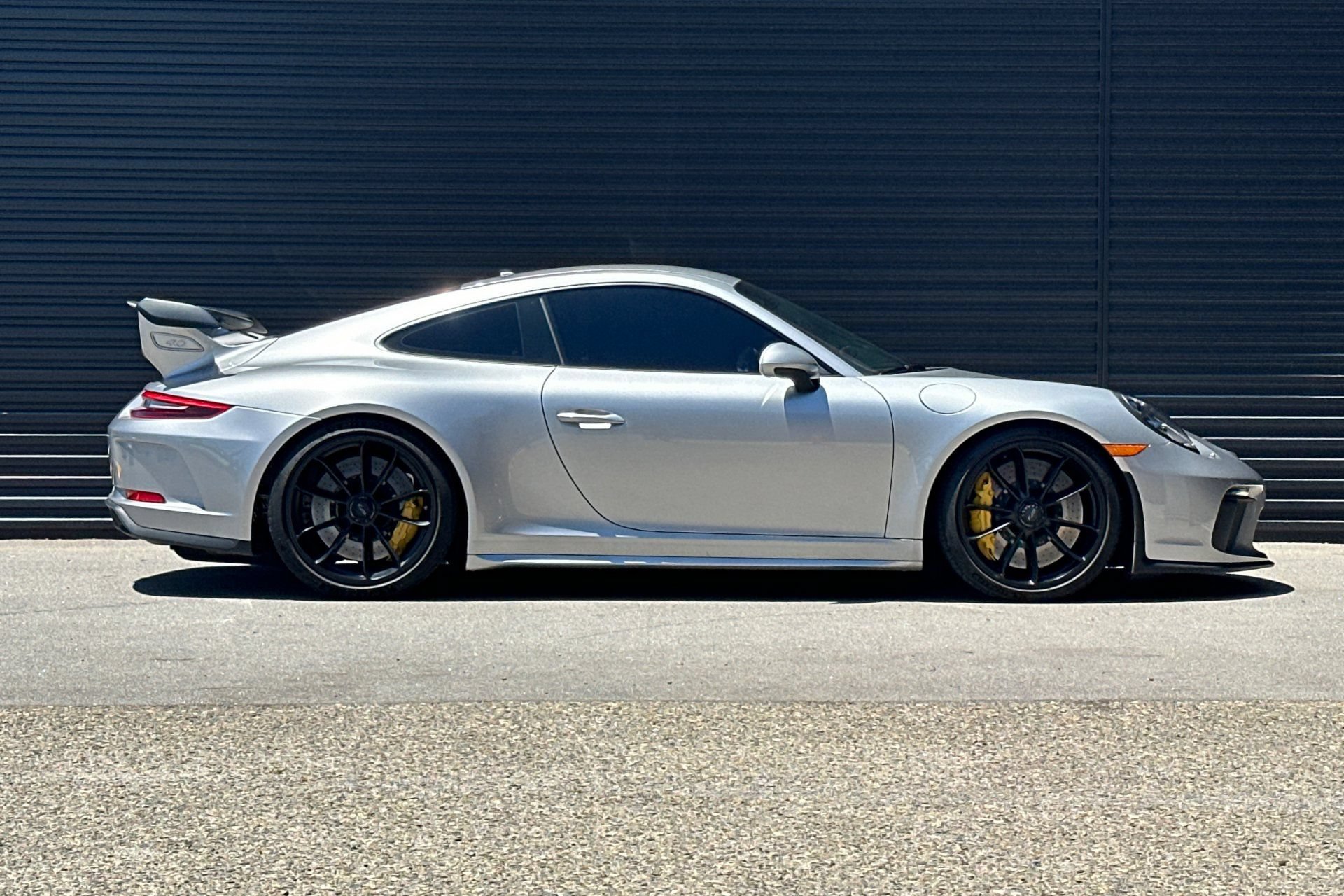 Used 2018 Porsche 911 GT3 RWD image 9
