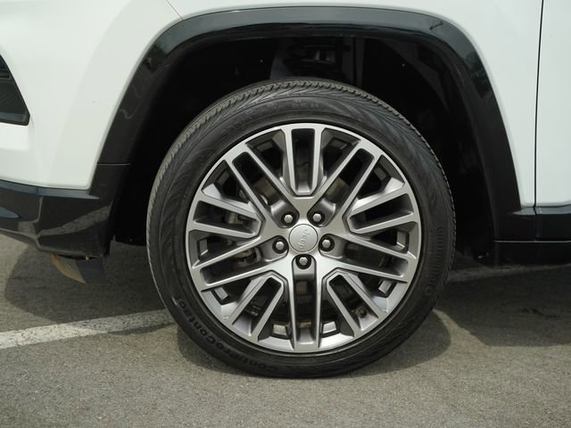 Used 2022 Jeep Compass Limited w/ Elite Group image 11