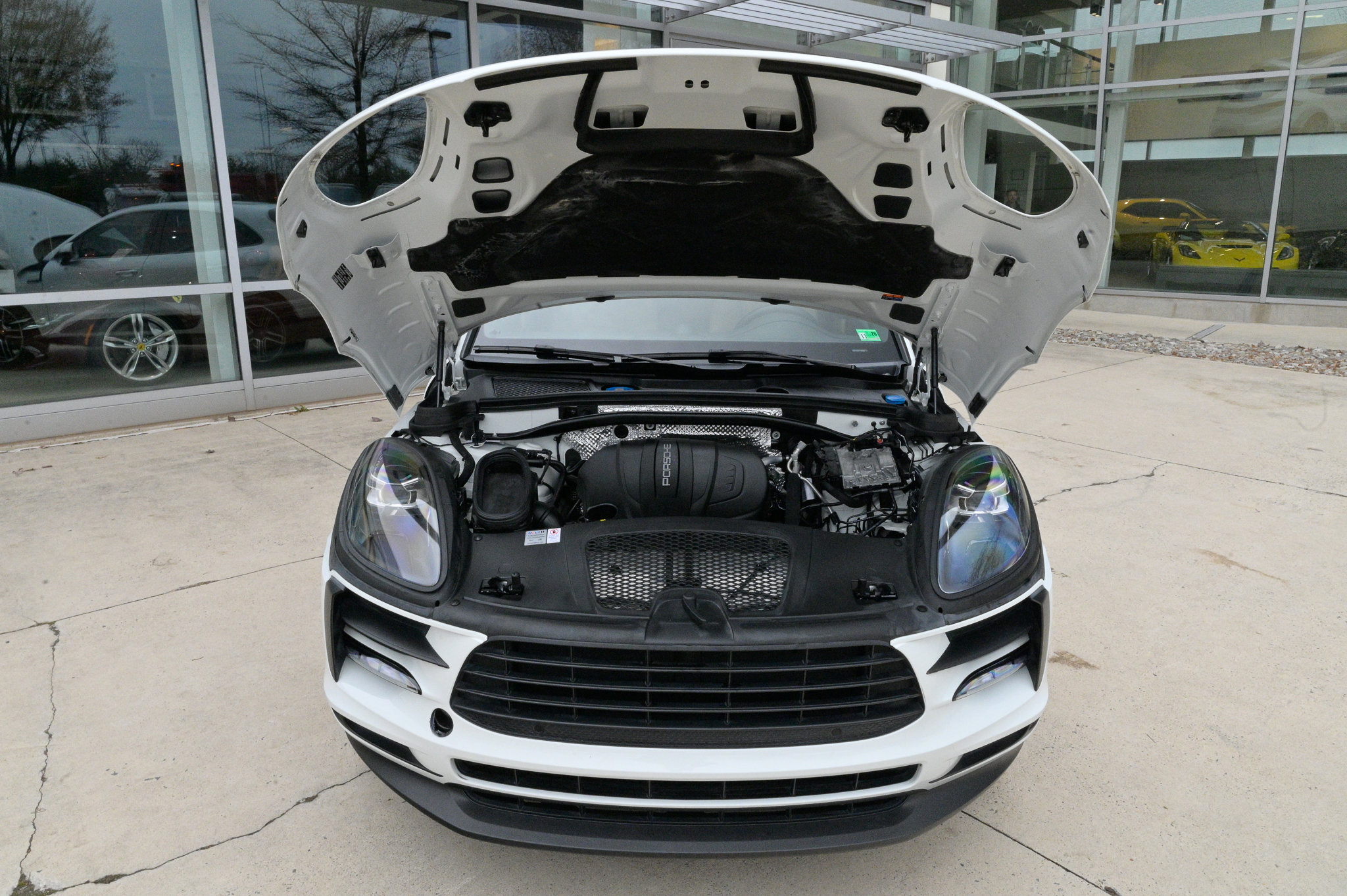 Used 2020 Porsche Macan image 58
