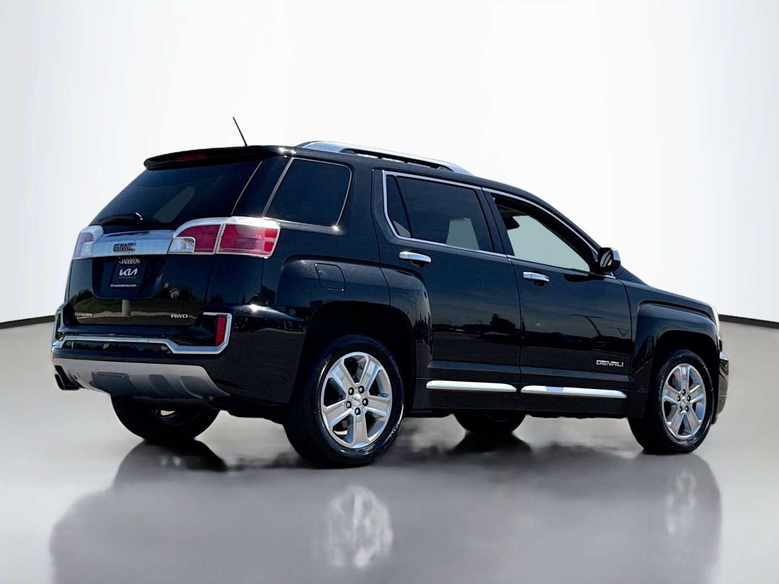 Used 2016 GMC Terrain Denali AWD/4WD image 2