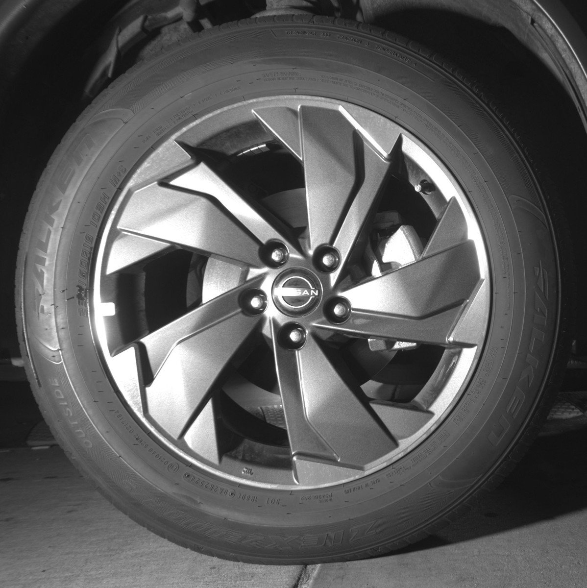 Used 2025 Nissan Rogue SV image 13