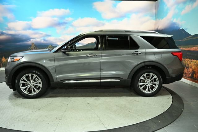 Used 2021 Ford Explorer Limited w/ Equipment Group 301A image 5