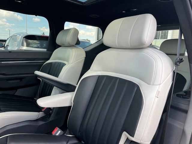 Certified 2024 Kia EV9 GT-Line AWD/4WD image 39