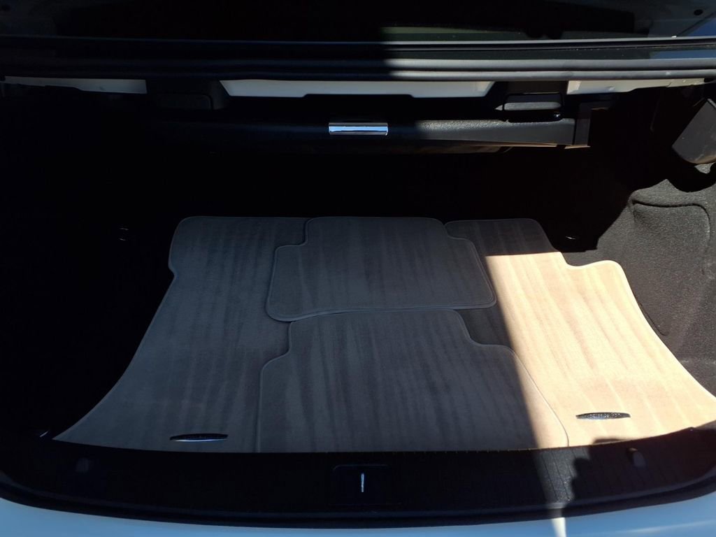 Used 2014 Mercedes-Benz E 350 E 350 image 21