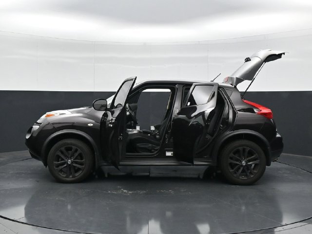 Used 2014 Nissan Juke S FWD image 52