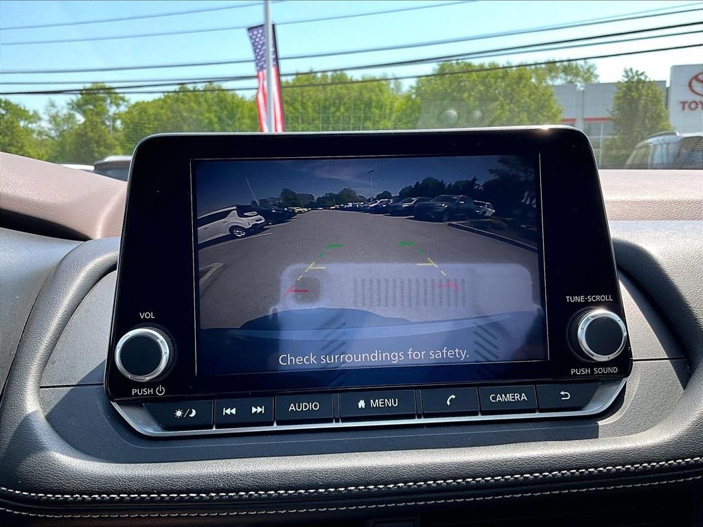 Used 2023 Nissan Rogue SV AWD/4WD image 19