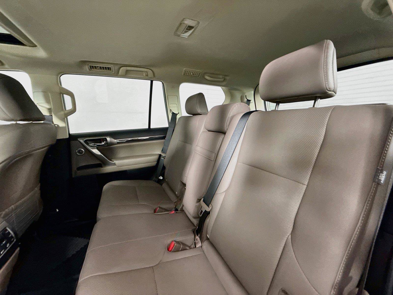 Used 2023 Lexus GX 460 Premium w/ Premium Plus Package AWD/4WD image 31